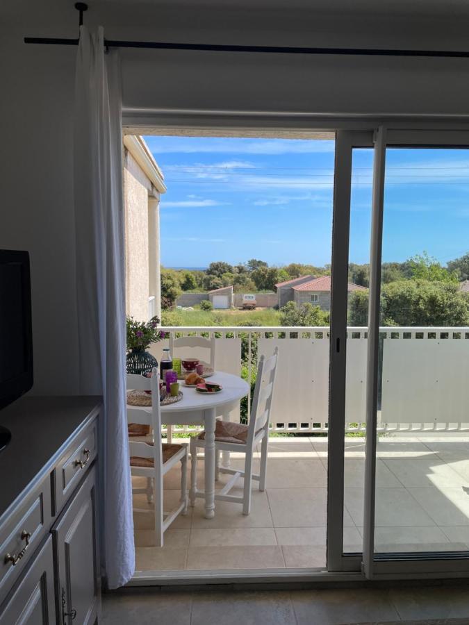 Bel Appartement Climatise, Vue Mer 세르비온 외부 사진